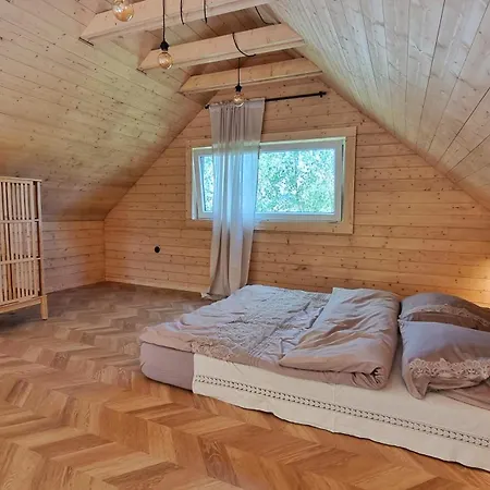 Sosnowy Gaj Holiday home Slawutowo
